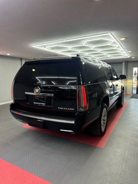 Used 2014 Cadillac Escalade ESV Premium image 7