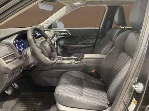New 2025 Mitsubishi Outlander SEL image 12