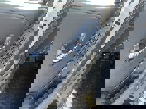 New 2025 Nissan Frontier SV w/ SV Convenience Package image 18