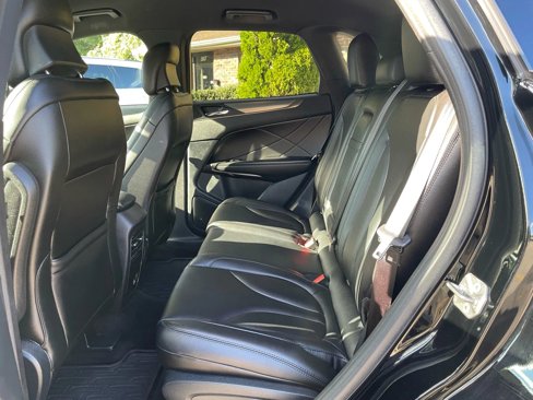 Used 2017 Lincoln MKC Premiere image 42