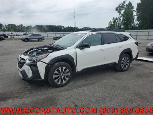 Used 2025 Subaru Outback Limited image 3