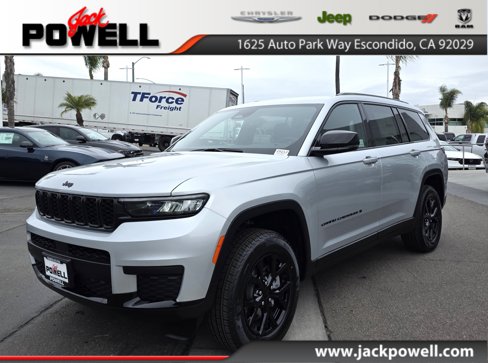 New 2025 Jeep Grand Cherokee L Laredo image 1