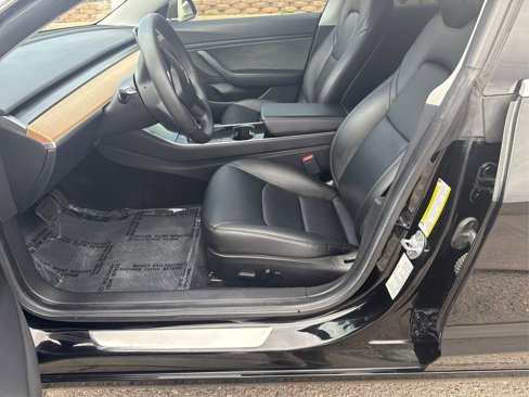 Used 2019 Tesla Model 3 Long Range image 10