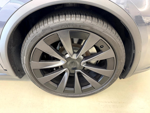 Used 2022 Tesla Model X image 26