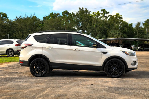 Used 2017 Ford Escape Titanium image 13