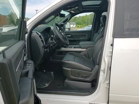 New 2025 RAM 2500 Laramie image 13