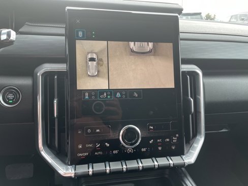 Used 2025 GMC Acadia Elevation image 46