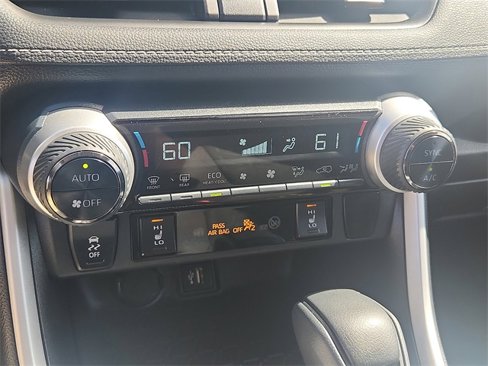 Used 2024 Toyota RAV4 XLE image 9