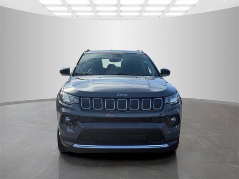 Certified 2022 Jeep Compass Limited image 2