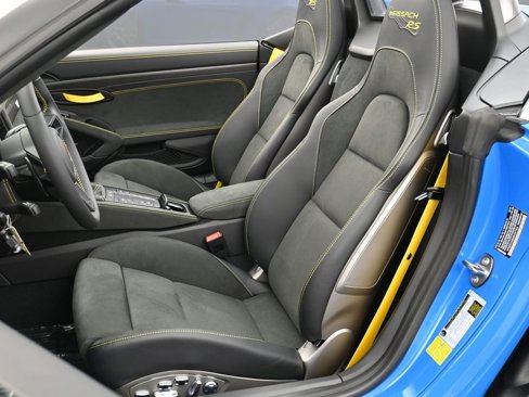 Certified 2025 Porsche 718 Boxster Spyder RS image 5