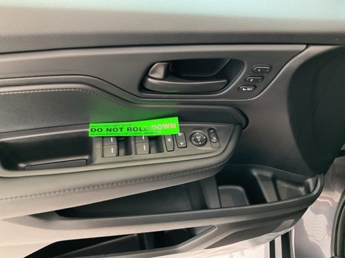 New 2026 Honda Odyssey EX-L image 6