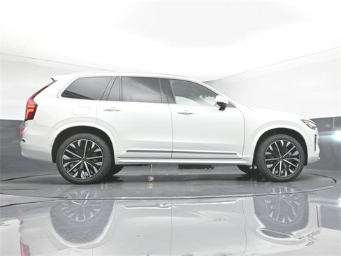 New 2026 Volvo XC90 B6 Plus w/ Protection Package Premier image 45