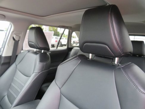 Certified 2025 Toyota RAV4 XLE Premium image 16
