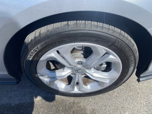 Used 2025 Honda Accord LX image 18