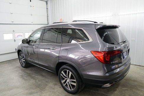 Used 2017 Honda Pilot Touring image 9