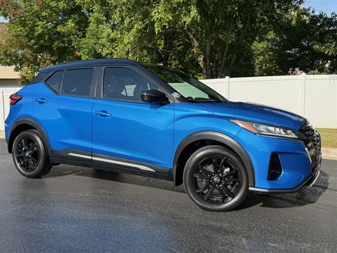 Used 2023 Nissan Kicks SR w/ SR Premium Package image 40