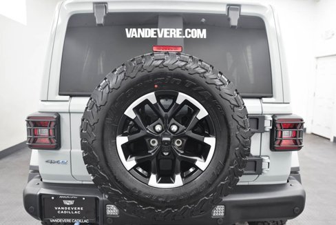 Used 2024 Jeep Wrangler Unlimited Rubicon 4xe image 6