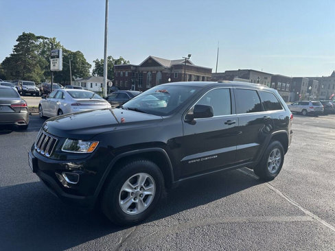Used 2015 Jeep Grand Cherokee Laredo w/ Quick Order Package 23E image 1