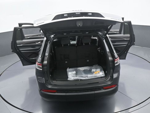 New 2025 Jeep Grand Cherokee L Limited w/ Black Appearance Package image 65
