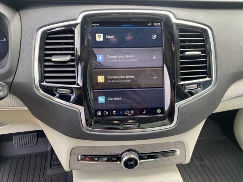 Certified 2025 Volvo XC90 T8 Plus w/ Protection Package Premier image 22