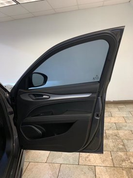 Used 2023 Alfa Romeo Stelvio Veloce image 45