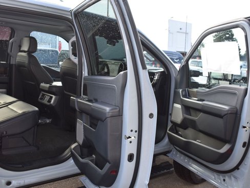 New 2025 Ford F350 Lariat w/ Black Appearance Package image 21