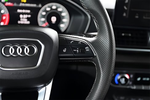 Used 2024 Audi SQ5 Premium Plus w/ Premium Plus Package image 40