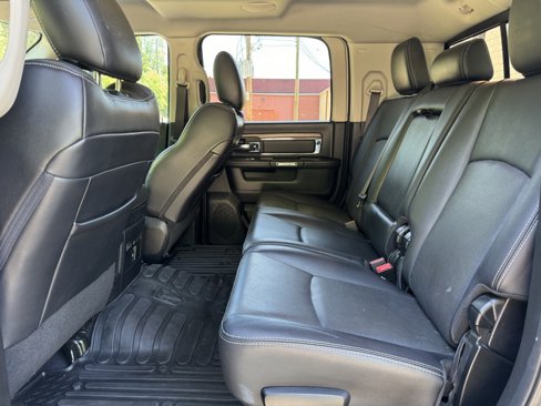 Used 2018 RAM 2500 Laramie w/ Sport Appearance Group image 20