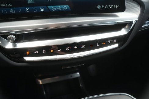 Used 2024 Cadillac Lyriq Sport image 29