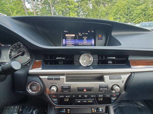 Used 2018 Lexus ES 350 w/ Premier Package image 14