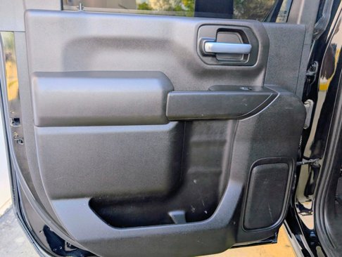 Used 2021 Chevrolet Silverado 2500 LT w/ Midnight Edition image 16