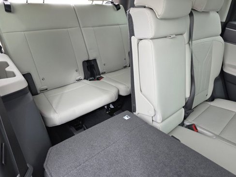 Certified 2025 Hyundai Santa Fe SEL image 24
