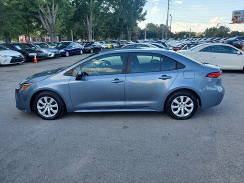 Used 2020 Toyota Corolla LE image 4