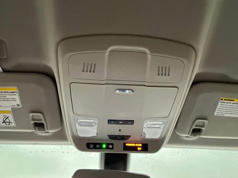 Used 2019 Buick Envision Essence image 37