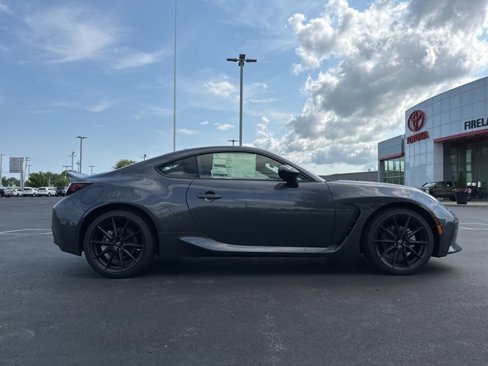 New 2025 Toyota GR86 Premium image 8