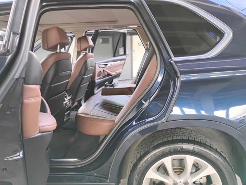 Used 2015 BMW X5 xDrive35i w/ Premium Package image 12