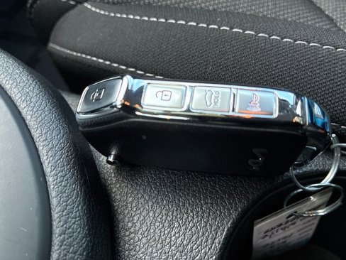 Used 2024 Kia Forte LXS image 28