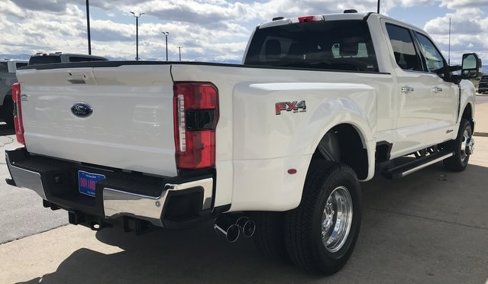 New 2025 Ford F350 Lariat w/ Chrome Package image 27