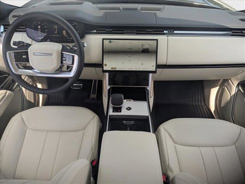 New 2025 Land Rover Range Rover SE image 15
