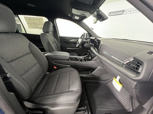 New 2025 Chevrolet Traverse LT w/ LPO, Floor Liner Package image 17