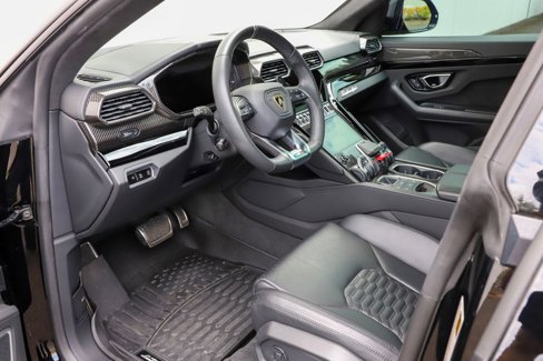 Used 2021 Lamborghini Urus image 39