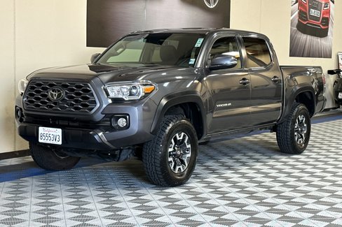 Used 2021 Toyota Tacoma TRD Off-Road image 8
