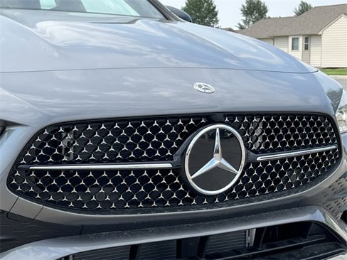 Used 2025 Mercedes-Benz CLA 250 4MATIC image 39