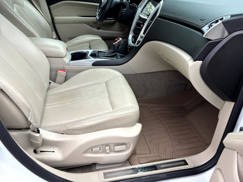 Used 2013 Cadillac SRX Luxury image 22