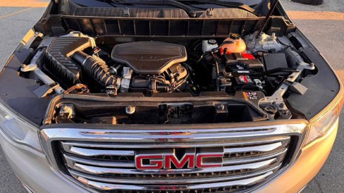 Used 2019 GMC Acadia SLT w/ LPO, Cargo Package image 9