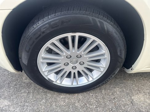 Used 2008 Chrysler 300 LX image 9