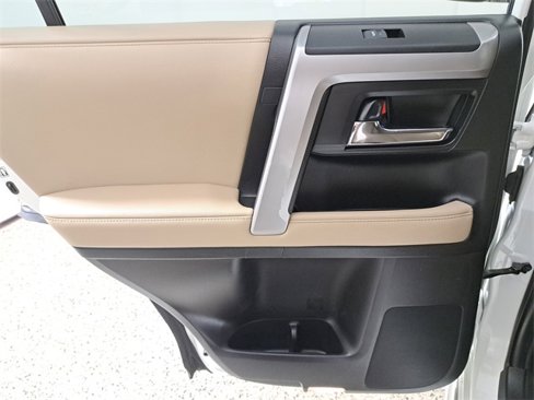 Used 2020 Toyota 4Runner Limited image 14