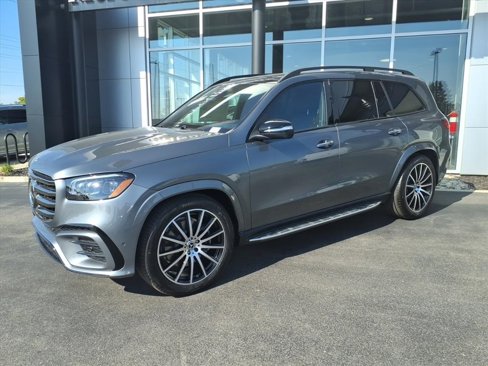 New 2026 Mercedes-Benz GLS 580 4MATIC image 2