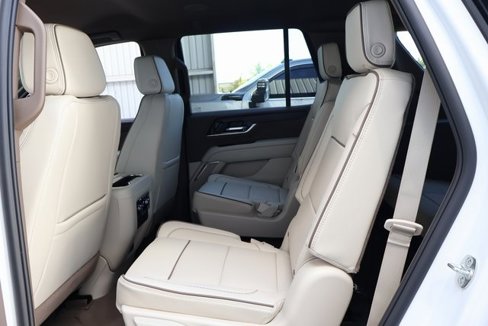 New 2026 GMC Yukon Denali image 13