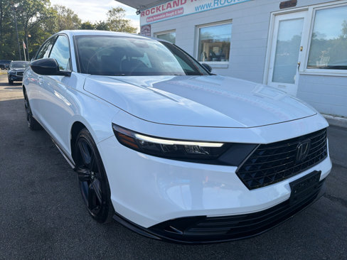 Used 2025 Honda Accord Sport image 3